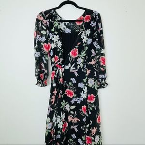 Lulu’s Black Floral Hummingbird Maxi Dress | M